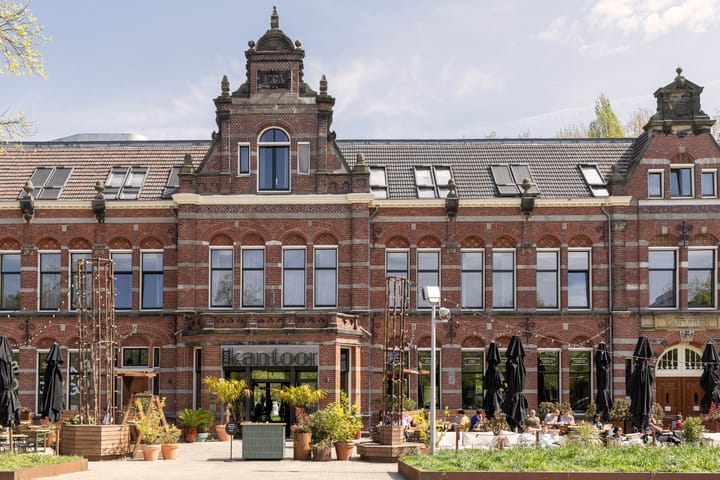 Photo 29 of Van Hogendorpstraat 153-H