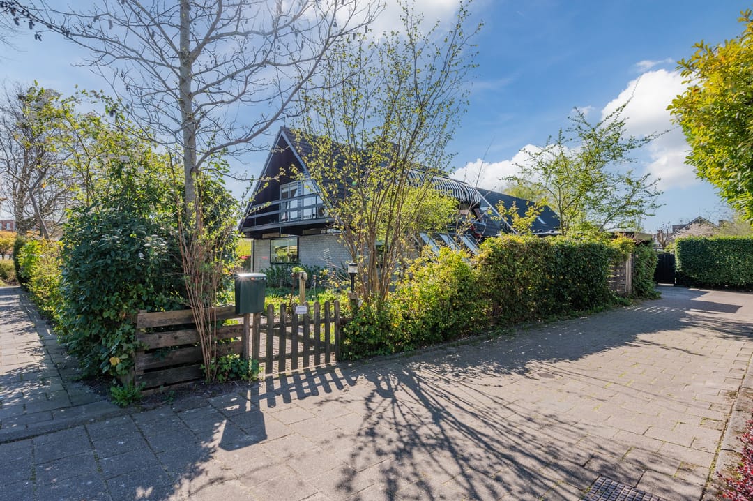 Foto 1 van Leeuwerik 8