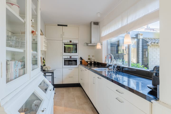 Foto 3 van Leeuwerik 8