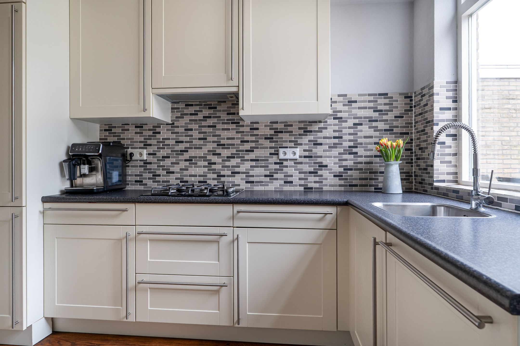 Photo 12 of Wester-omwei 20