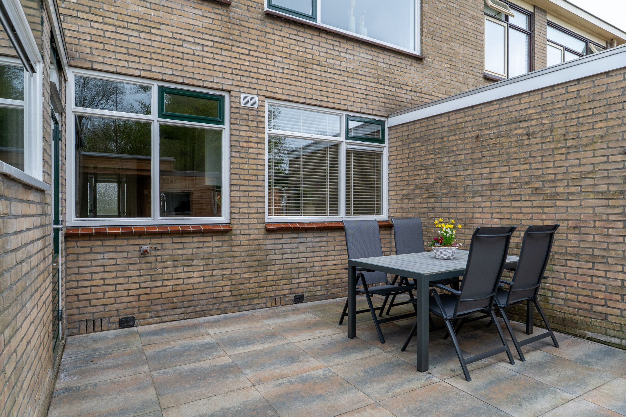 Photo 33 of Wester-omwei 20