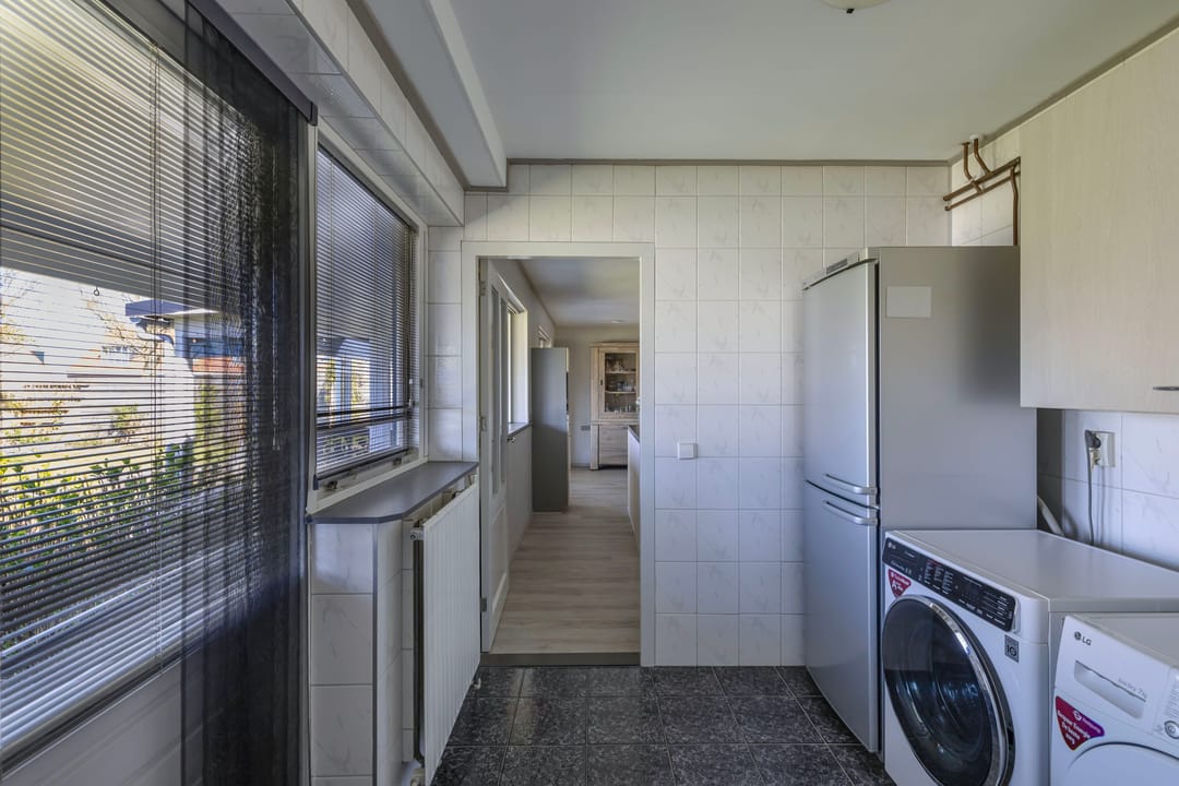 Photo 22 of Plantsoendwarsstraat 37