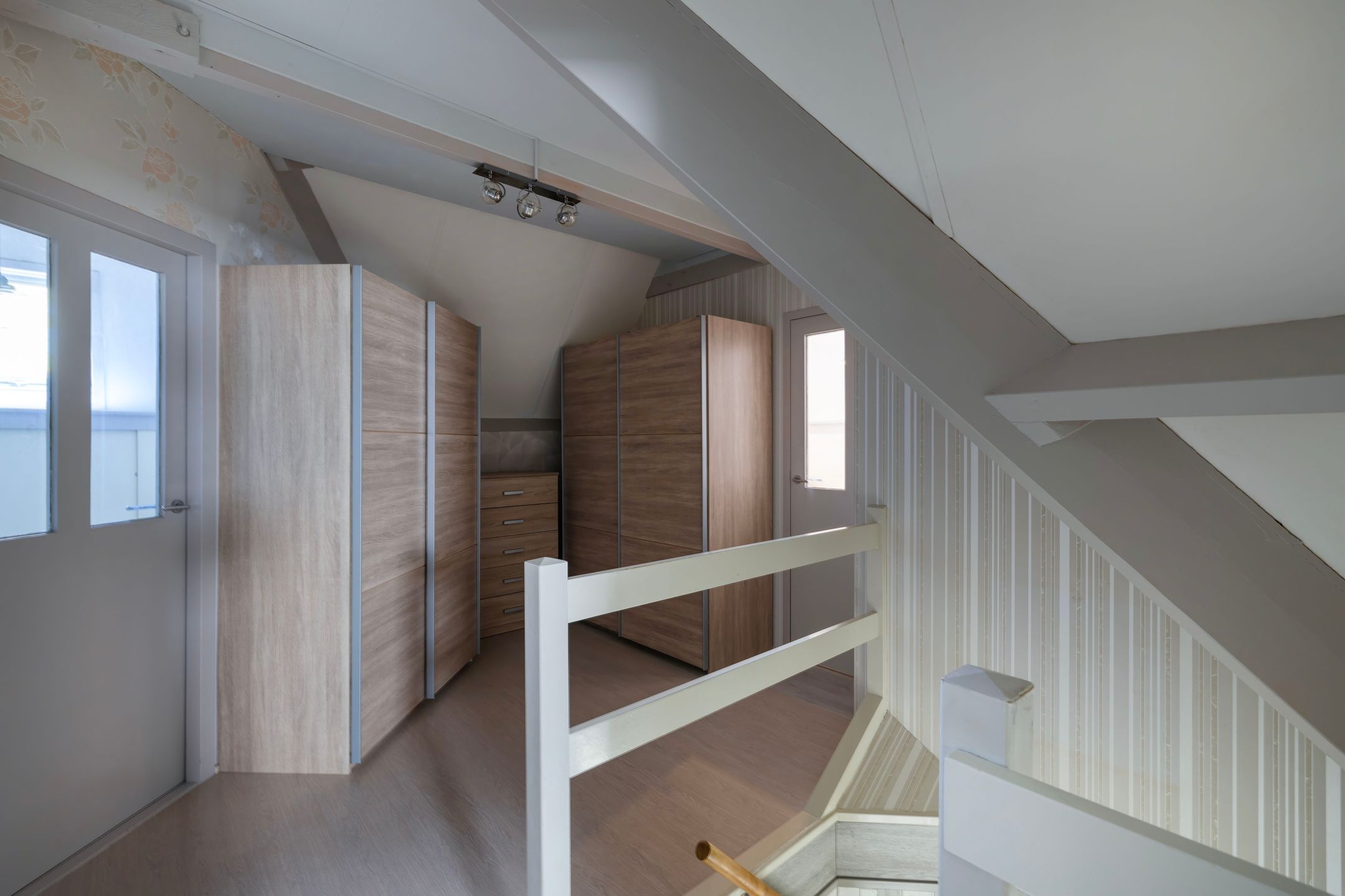 Photo 33 of Plantsoendwarsstraat 37