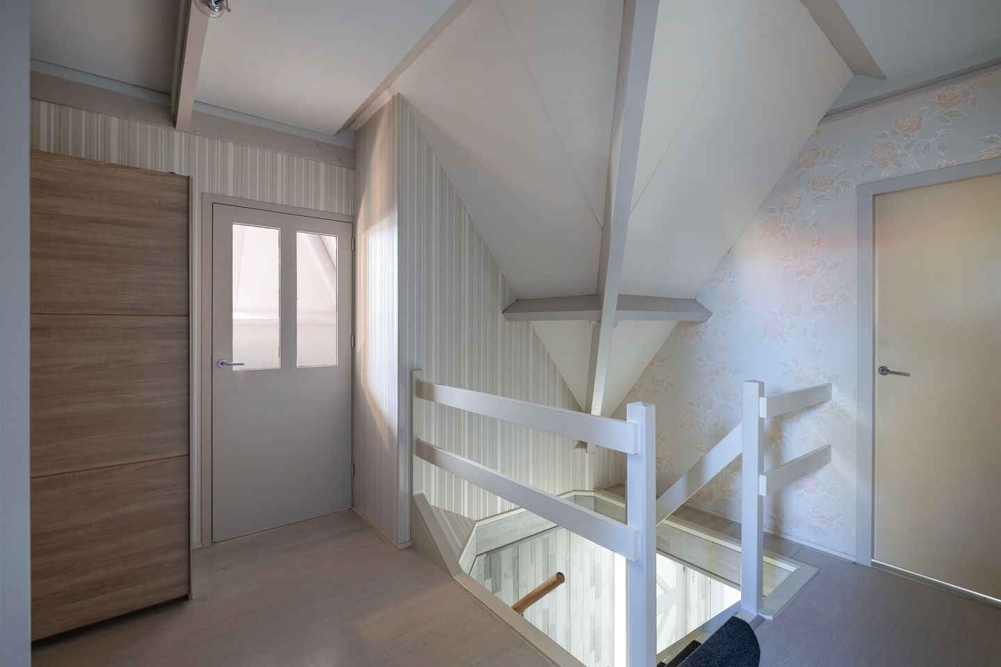 Photo 34 of Plantsoendwarsstraat 37