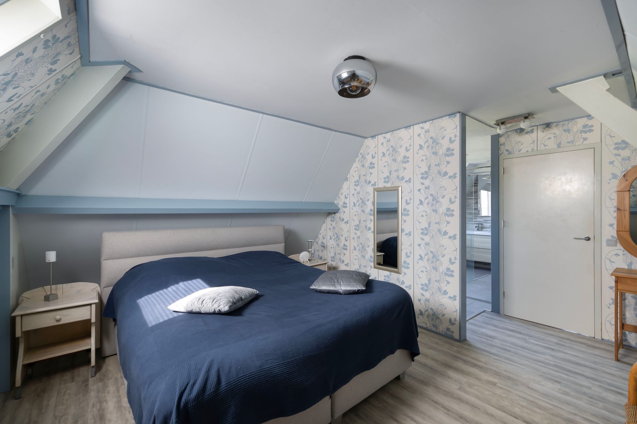 Photo 36 of Plantsoendwarsstraat 37