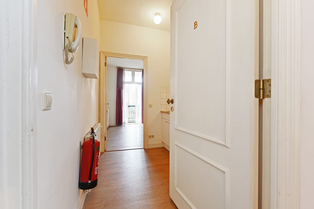 Photo 13 of Zeestraat 40-B
