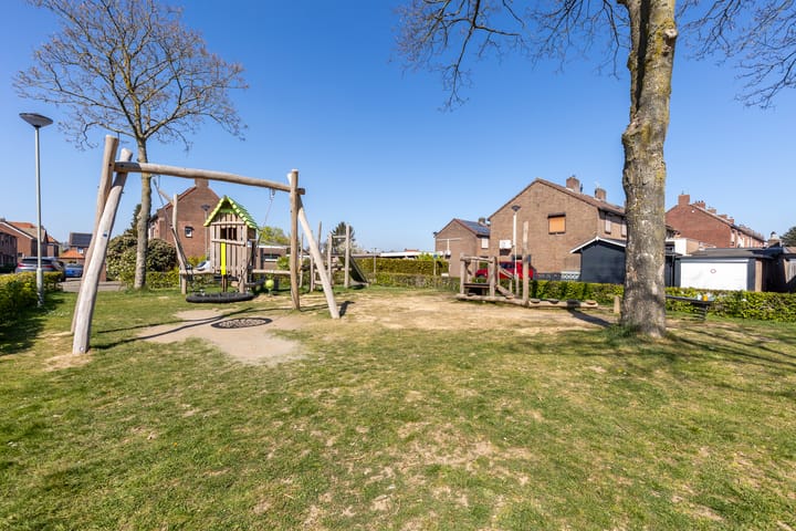 Photo 4 of Mauritsstraat 3