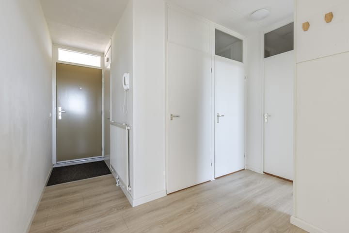 Foto 6 van Terpmeent 76