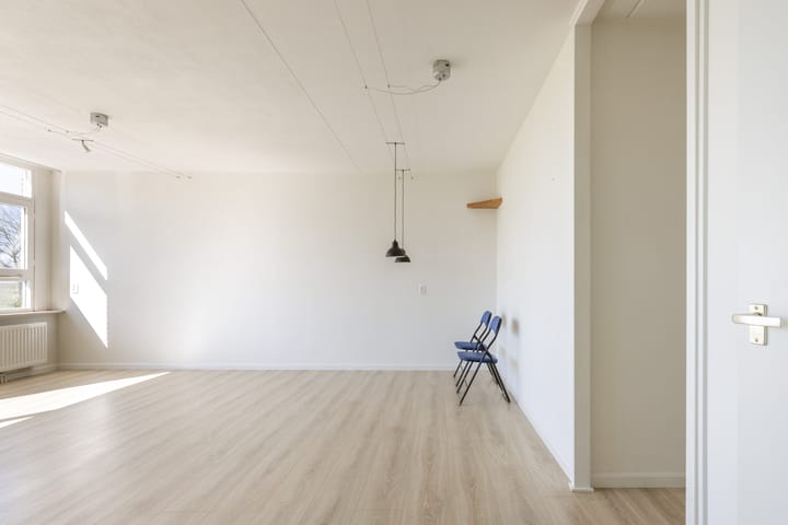 Foto 15 van Terpmeent 76