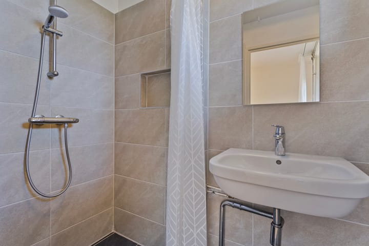 Foto 24 van Lippe Biesterfeldstraat 11-1