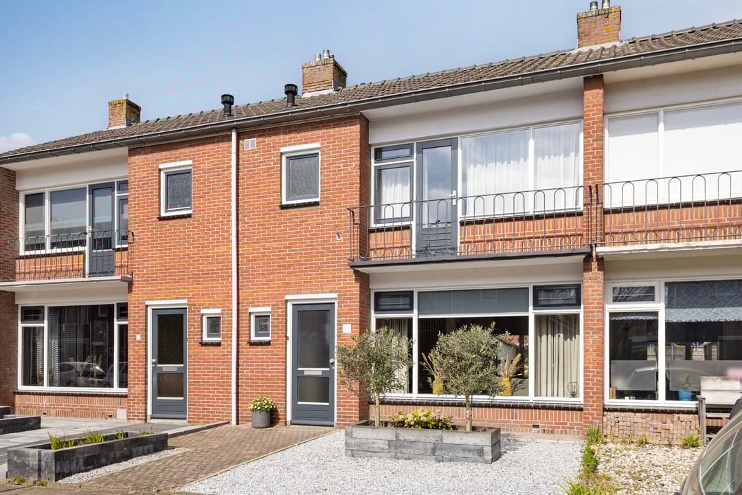 Foto 1 van Montgomerystraat 8