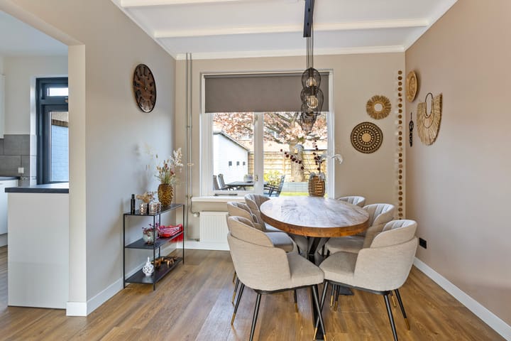 Foto 12 van Montgomerystraat 8