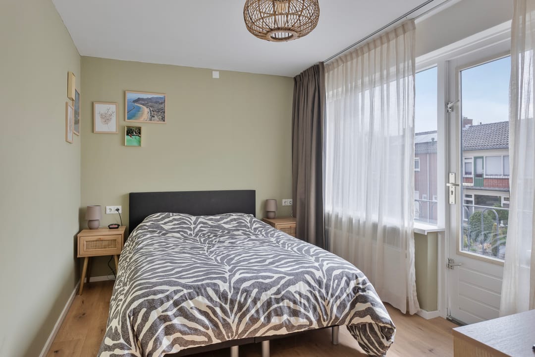 Foto 17 van Montgomerystraat 8