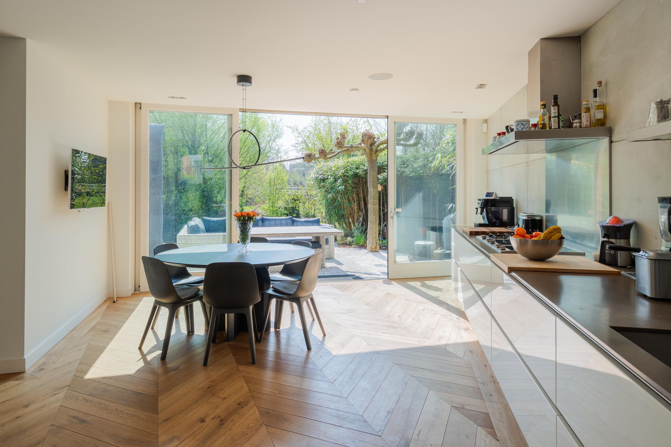 Foto 12 van Bastenakenstraat 124