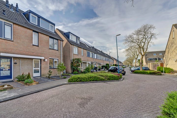 Foto 6 van Bermudablauw 52