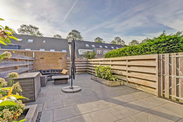 Foto 13 van Bermudablauw 52