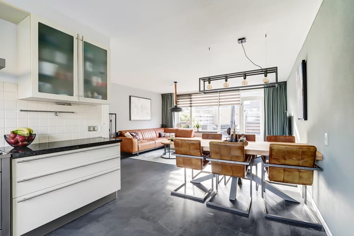 Foto 17 van Bermudablauw 52