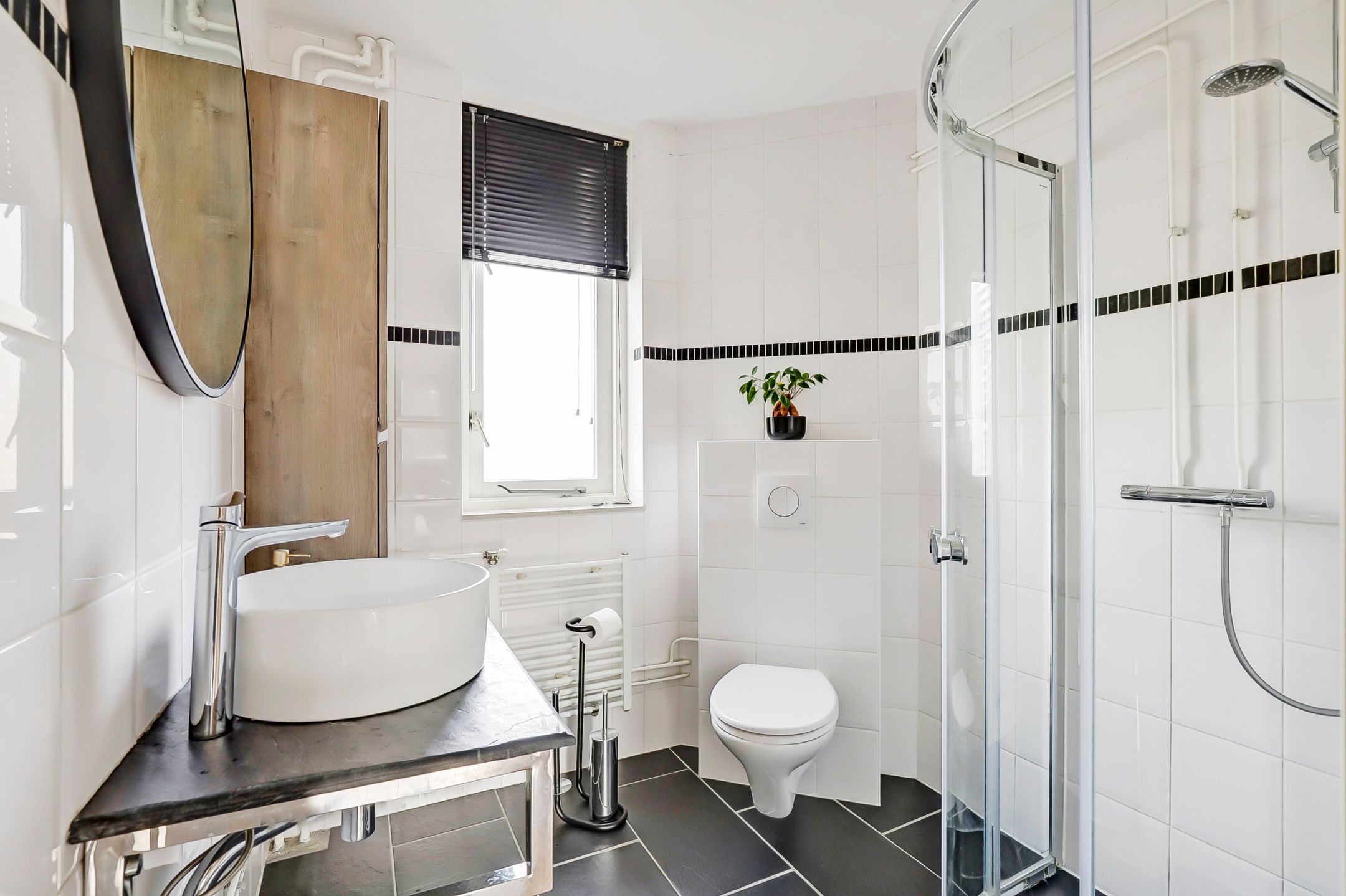 Foto 30 van Bermudablauw 52