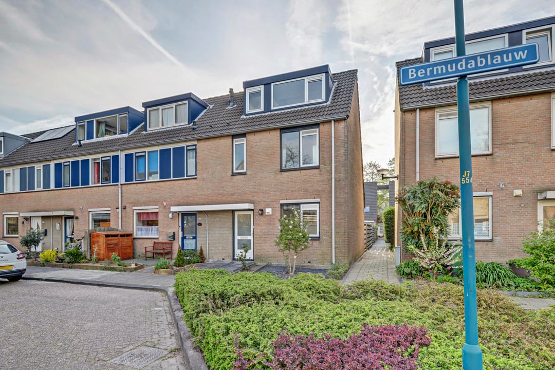 Foto 37 van Bermudablauw 52