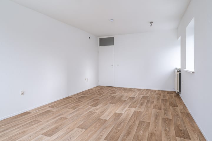 Photo 12 of Europaplein 34-B