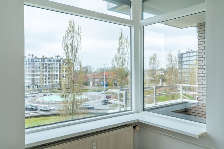 Photo 14 of Europaplein 34-B