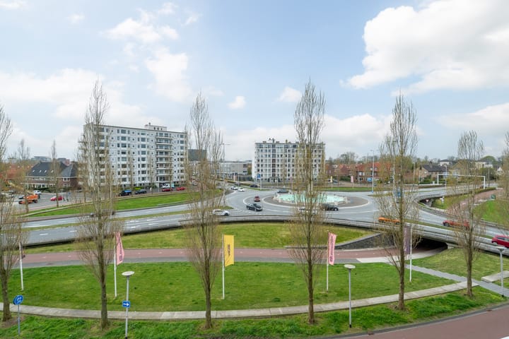 Photo 26 of Europaplein 34-B