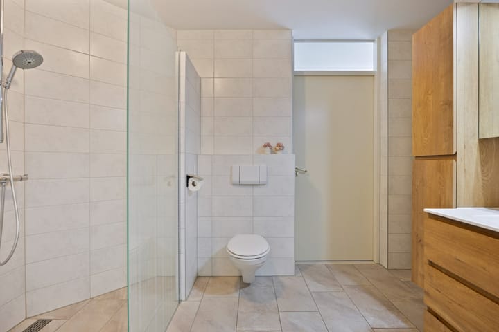 Photo 11 of Raadhuisstraat 54