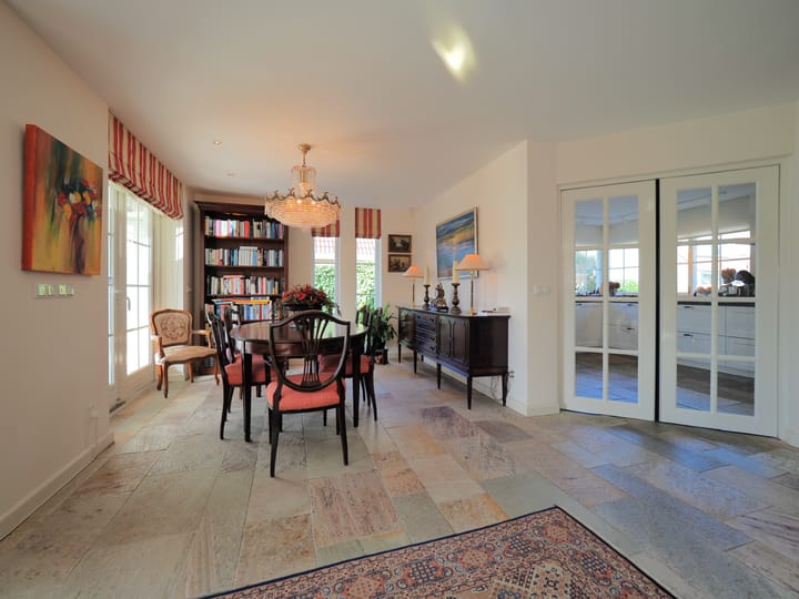 Photo 23 of Margriethof 76