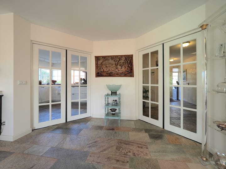 Photo 24 of Margriethof 76