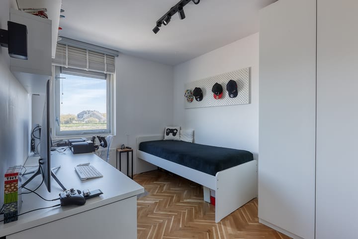 Foto 26 van Bromelia 4