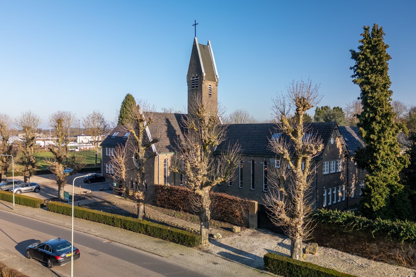 View photo 1 of Carmelstraat 23
