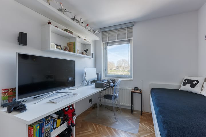 Foto 27 van Bromelia 4