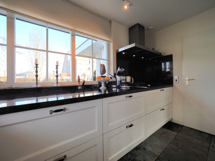 Photo 30 of Margriethof 76