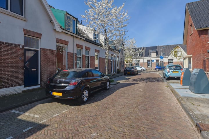 Foto 24 van Emmastraat 20