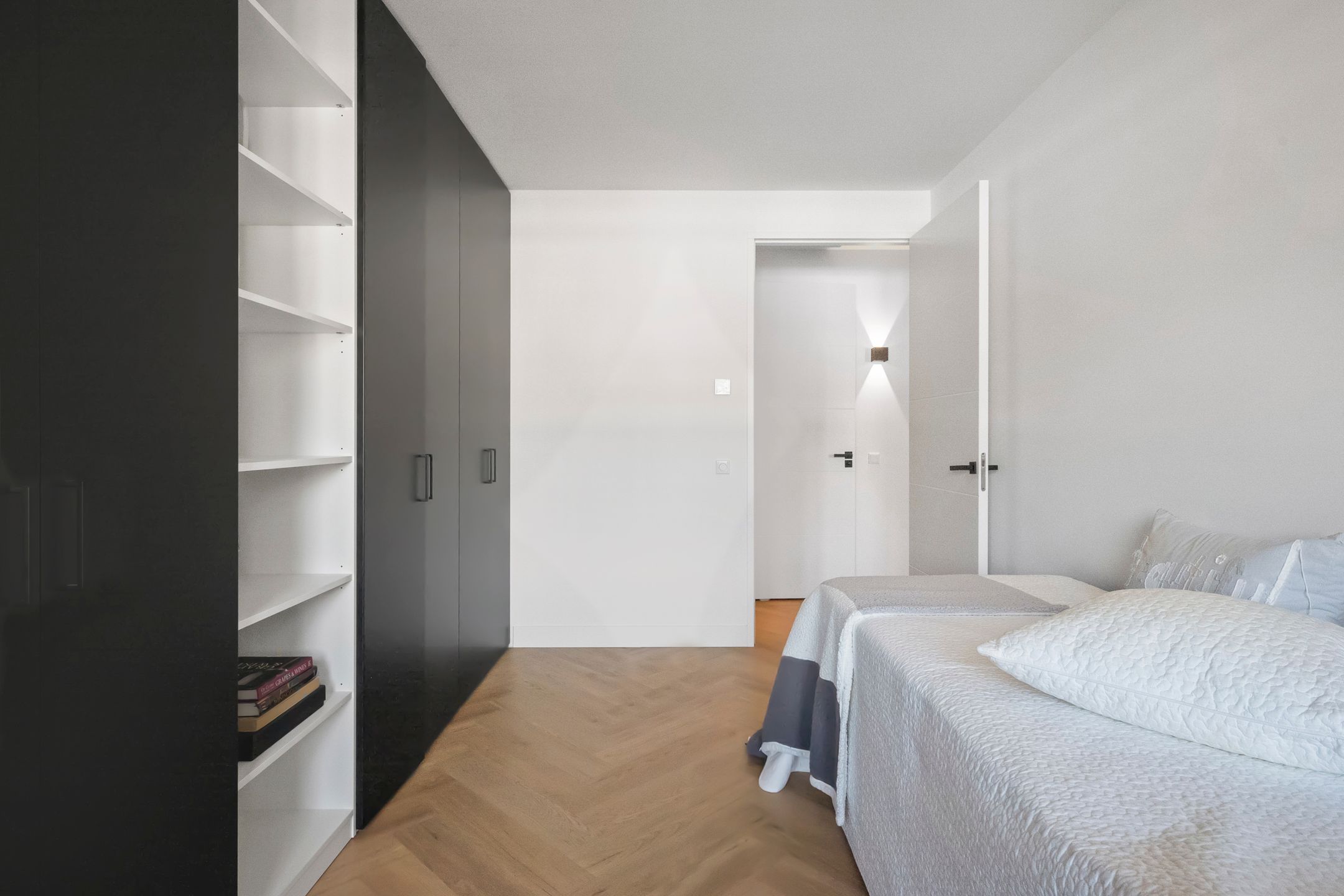 Photo 21 of Laarderweg 70-K