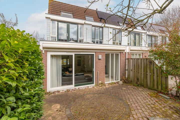 Photo 2 of Saturnus 41