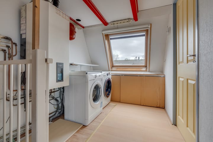 Photo 23 of Saturnus 41