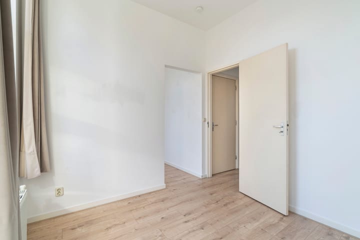 Foto 16 van Hendrik van Deventerstraat 62