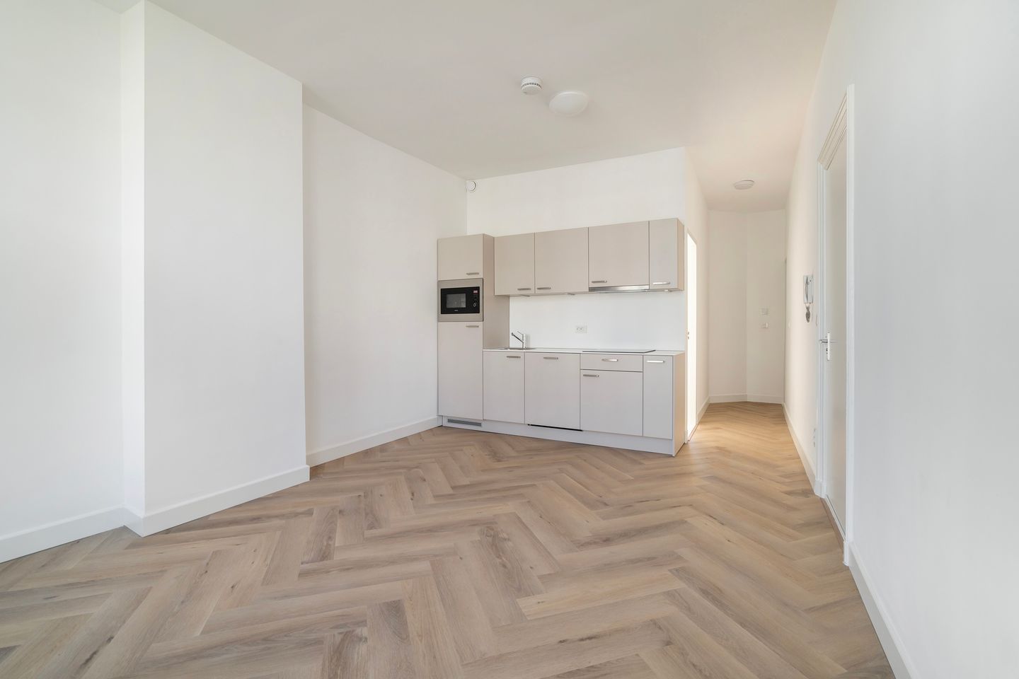 Foto 5 van Amsterdamse Veerkade 5-A