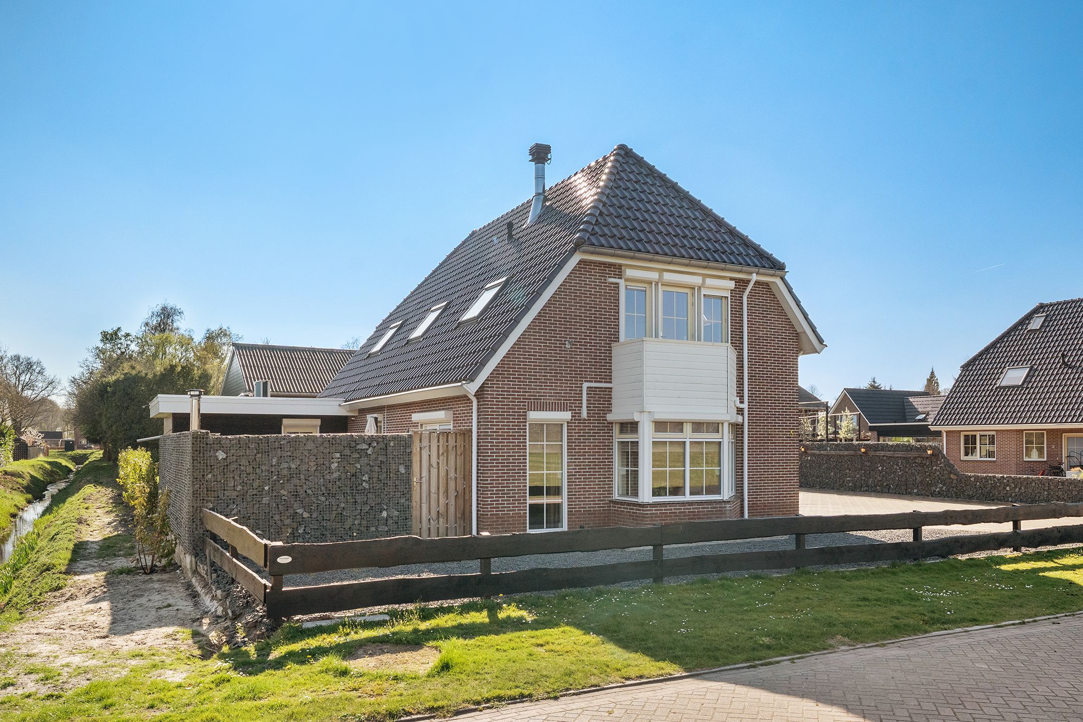 Photo 3 of Van der Pijlweg 5