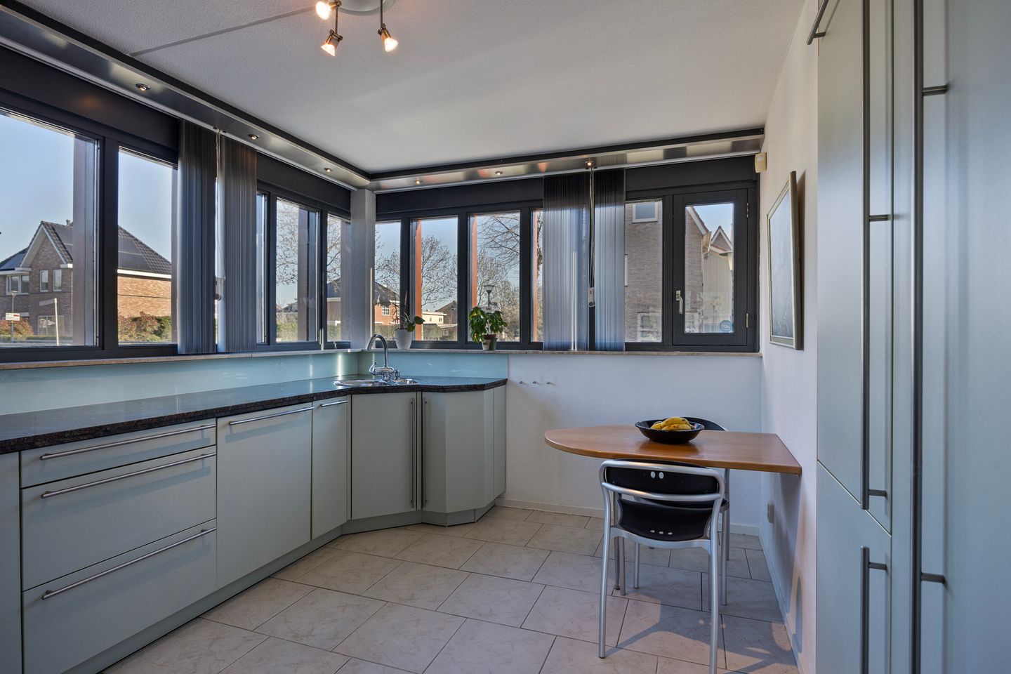 Foto 10 van Loosduinenstraat 1