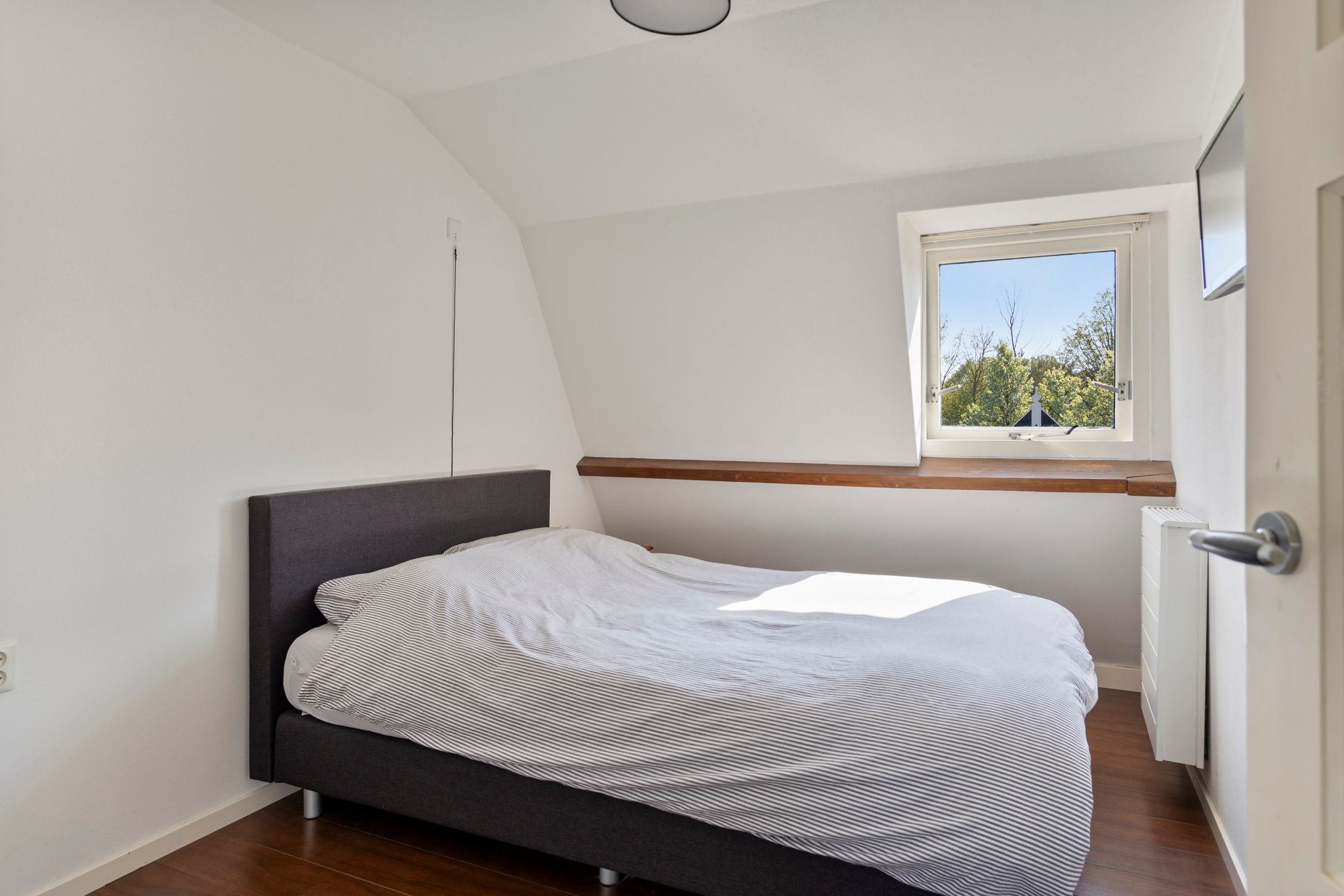 Foto 15 van Heernisseweg 53