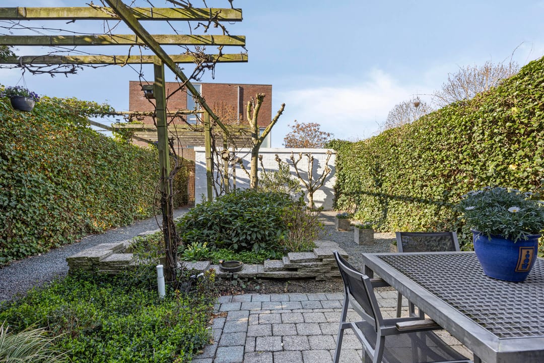 Foto 28 van Loosduinenstraat 1