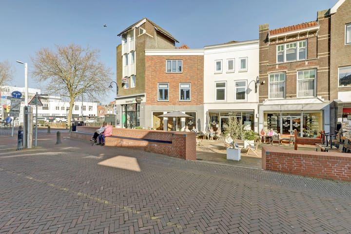 Kazernestraat 25