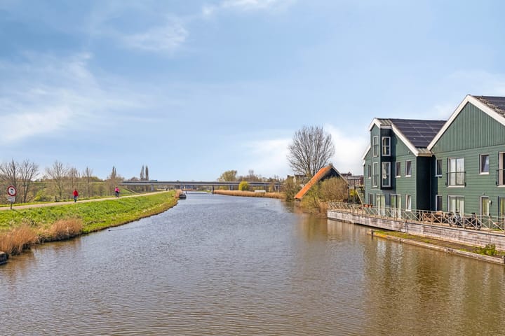 Foto 32 van Stationsweg 19