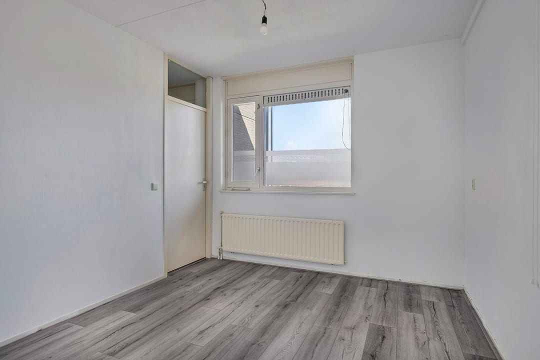 Photo 13 of Terneuzenstraat 145