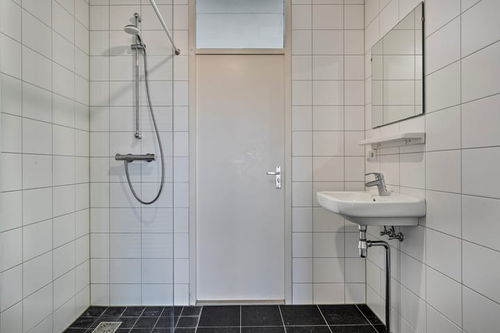 Foto 16 van Terneuzenstraat 145