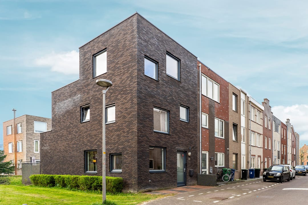 Photo 1 of Mazustraat 20