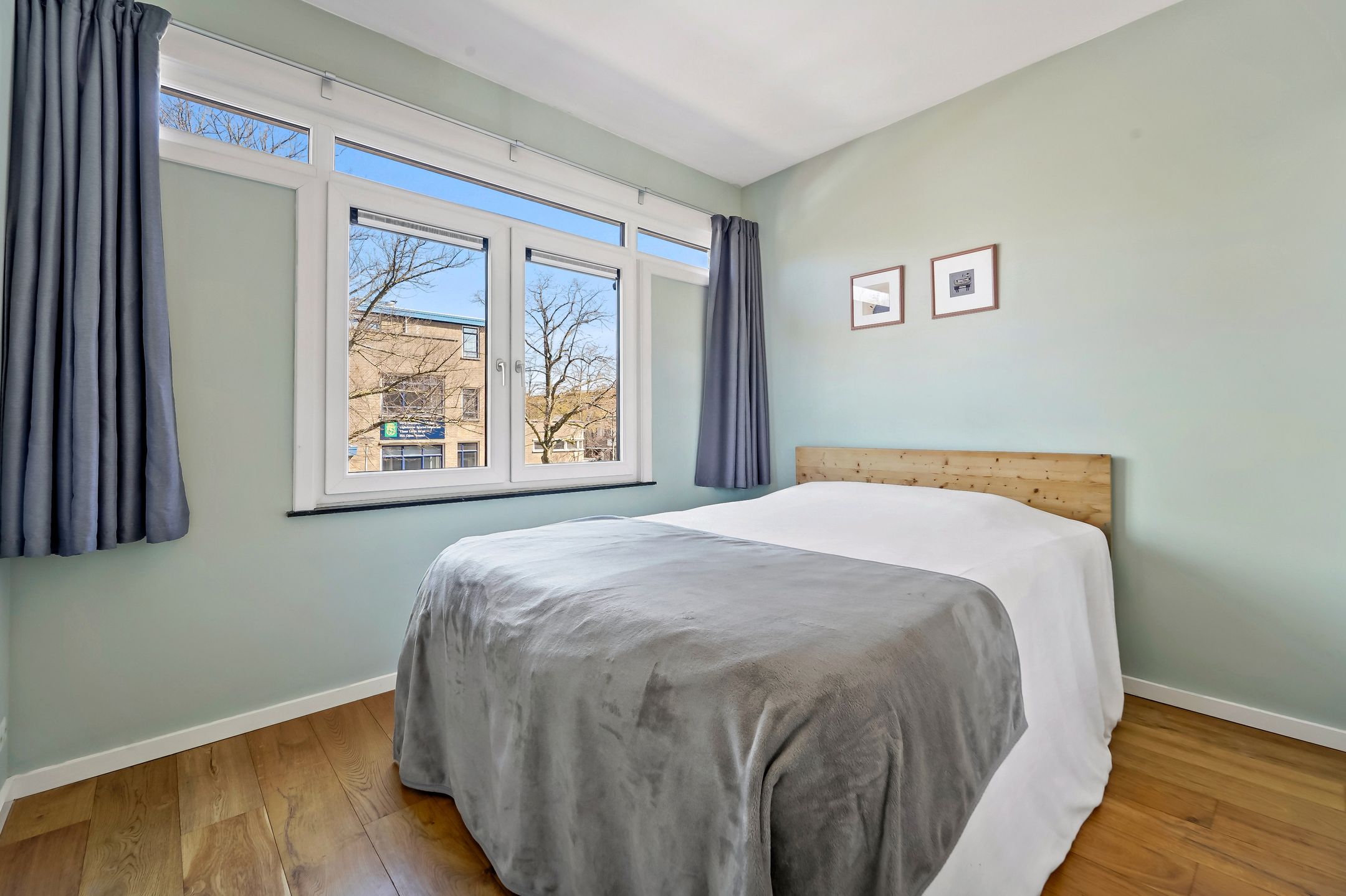 Foto 9 van Van Heutszstraat 81