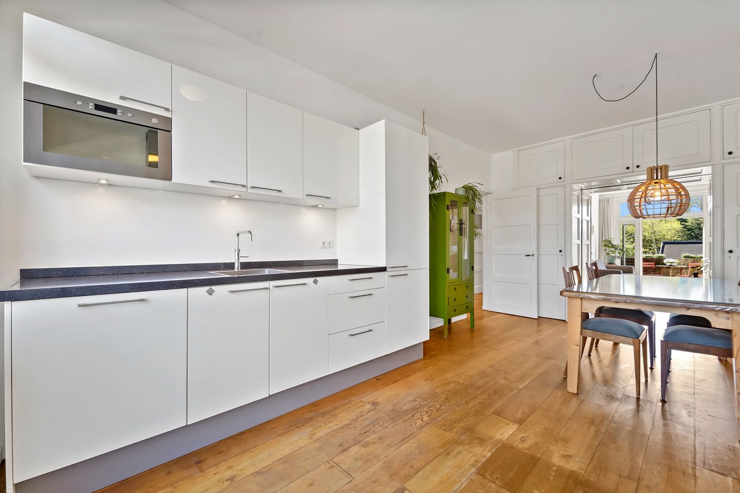 Foto 10 van Van Heutszstraat 81